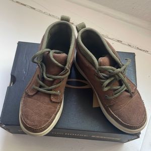 OshKosh toddler shoes